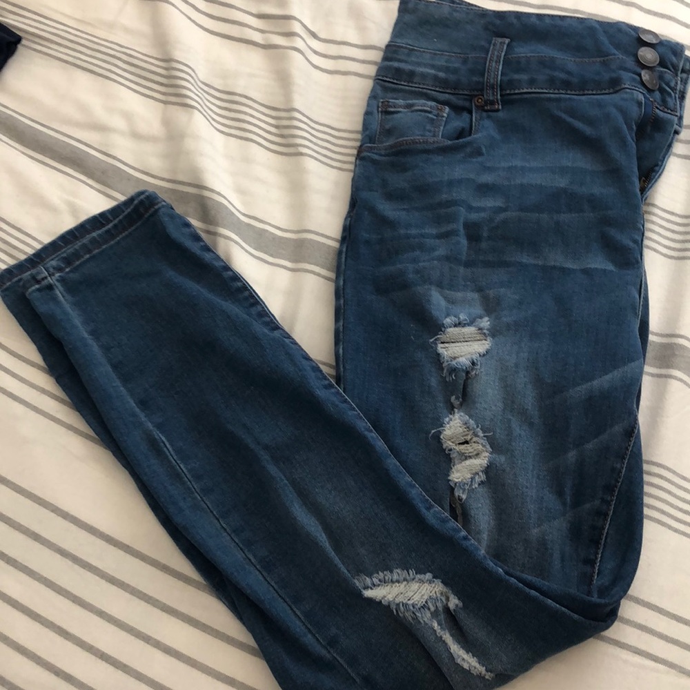 Ripped Jeans 💎